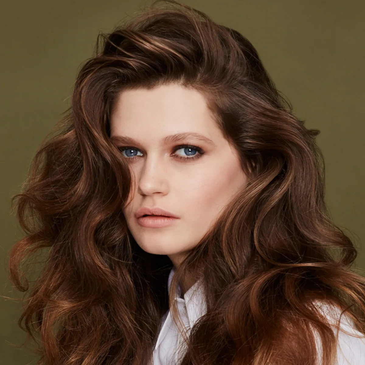 Hair By Sam McKnight Modern Hairspray Multi-Tasking Styling Mist