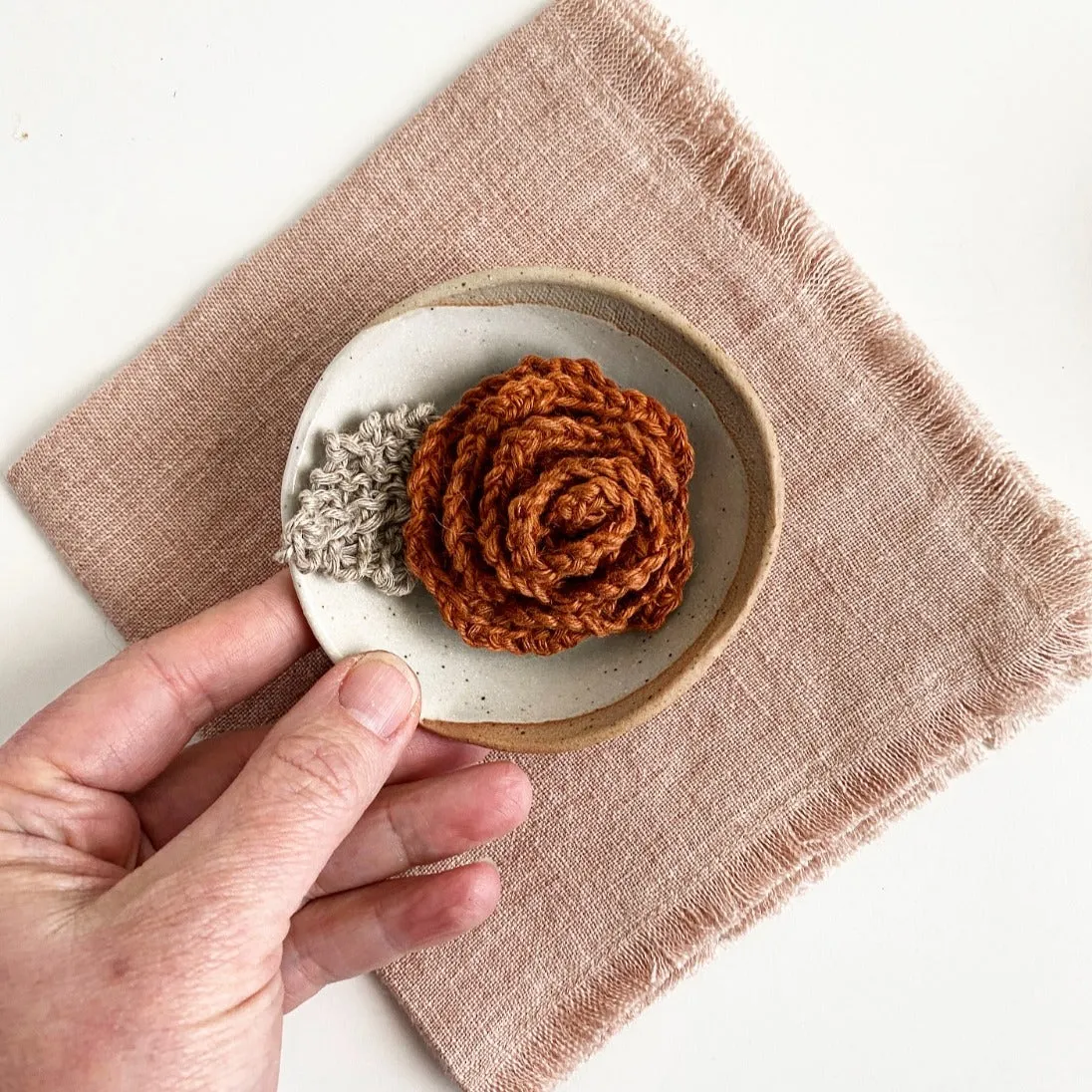 Knit Rose & Leaf Kit (Makes 2)